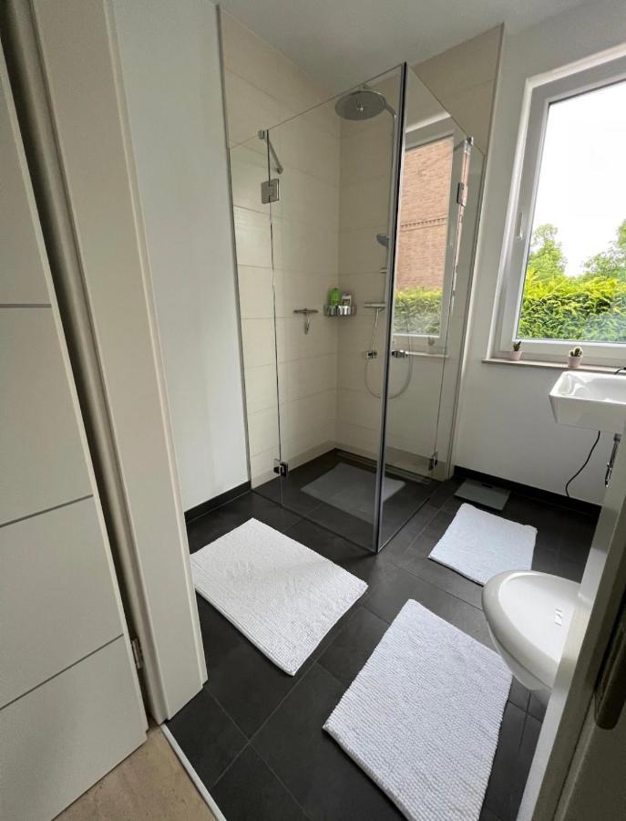 Haushalfte Mit Garten, Kamin, Grill & Whirlpool Nahe Ber Villa เบอร์ลิน ภายนอก รูปภาพ