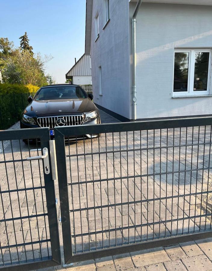 Haushalfte Mit Garten, Kamin, Grill & Whirlpool Nahe Ber Villa เบอร์ลิน ภายนอก รูปภาพ