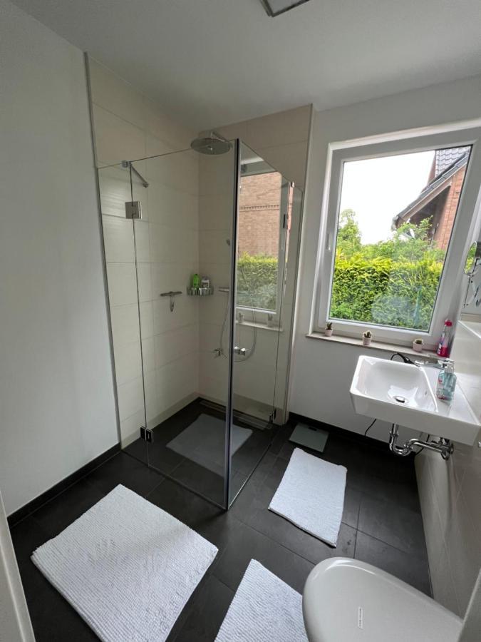 Haushalfte Mit Garten, Kamin, Grill & Whirlpool Nahe Ber Villa เบอร์ลิน ภายนอก รูปภาพ